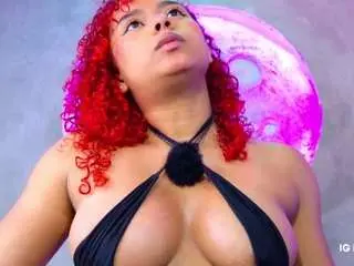 Lara-curly  live sex cam