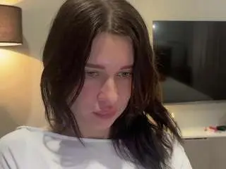 Kiragirl  live sex cam