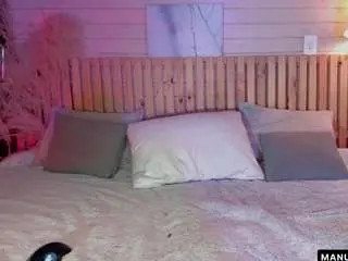 Manuvelez  live sex cam