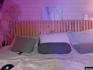 Manuvelez  live sex cam