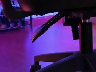 Whitneyanderson18  live sex cam