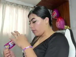 Adhara-messy  live sex cam