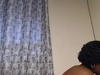 Dangercurvy  live sex cam