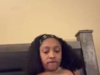 Ellewetands  live sex cam
