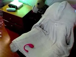 Emerald00  live sex cam