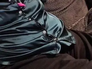 Goddessastrid13  live sex cam