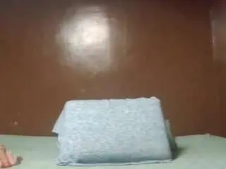 Heavenskyyee  live sex cam