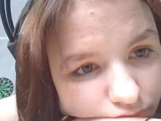 Joniguice  live sex cam