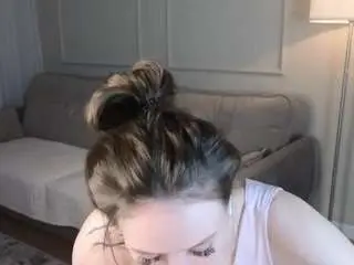 Kitten69katye  live sex cam