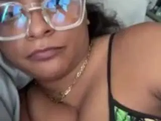 Sunnyy8  live sex cam