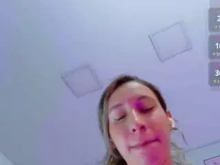 Beautifulskinny18  live sex cam