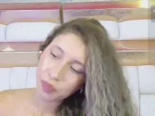 Beautifulskinny18  live sex cam