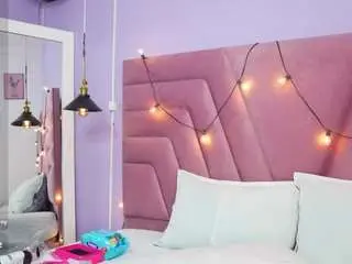 Beautifulskinny18  live sex cam