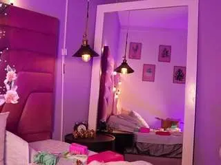 Beautifulskinny18  live sex cam