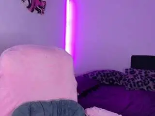 Bellajane7  live sex cam