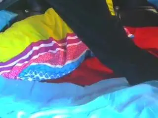 Onionbooty37  live sex cam