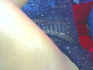 Onionbooty37  live sex cam