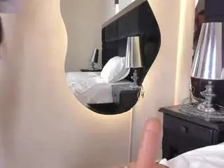 Carolinelee  live sex cam