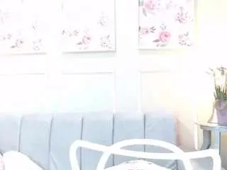 Curlydani  live sex cam