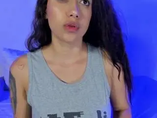 Moll1e  live sex cam