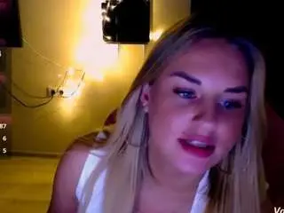 Valerywow  live sex cam