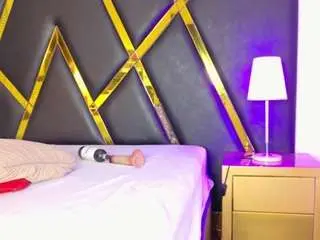 Adelnesbitt  live sex cam