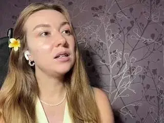 Eileenvetere  live sex cam