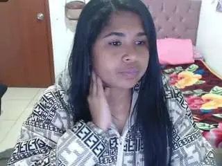 Kiara-williambk  live sex cam