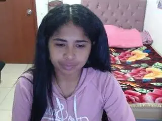 Kiara-williambk  live sex cam