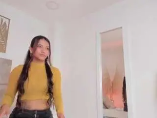 Lilaroos  live sex cam