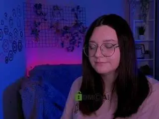 Nymira  live sex cam