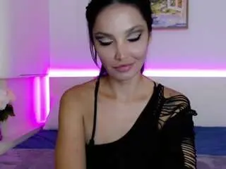Ohmy-linda  live sex cam