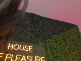 Sara-bonneth  live sex cam