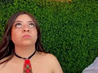 Sara-bonneth  live sex cam