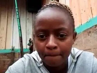 Secxypetitey  live sex cam