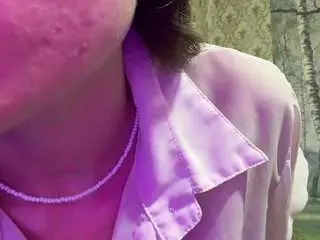 Fayeschoenhals  live sex cam