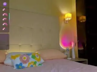 Sowetly  live sex cam