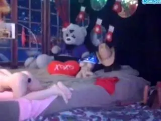 Whosplayingwithfire  live sex cam