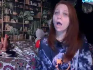 Whosplayingwithfire  live sex cam