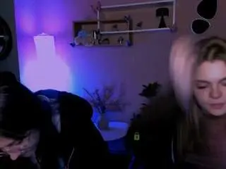 Samanta-kisses  live sex cam