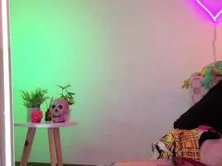 Violet-ch  live sex cam