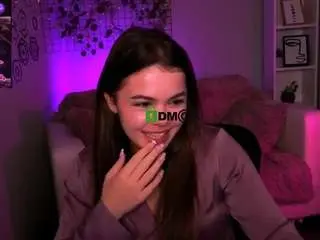 Zaina-kiss  live sex cam