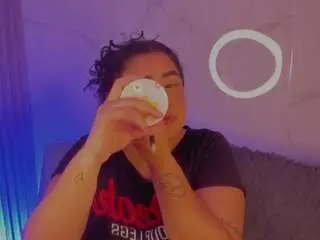 Alessa-clu  live sex cam