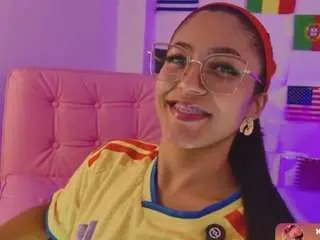 Kittymyers01  live sex cam