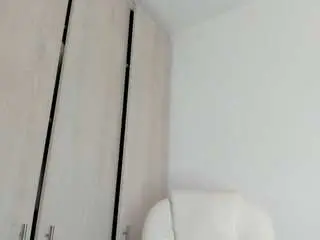 Luuciana  live sex cam