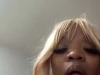 Tastethepeach  live sex cam