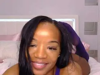 Tastethepeach  live sex cam