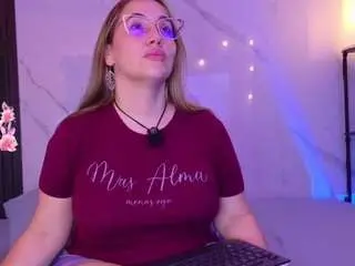 Hotpawgmilf  live sex cam
