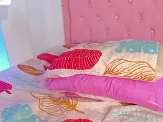 Keily-w  live sex cam