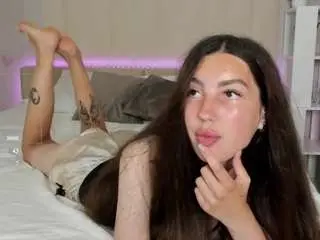 Lirarevery  live sex cam